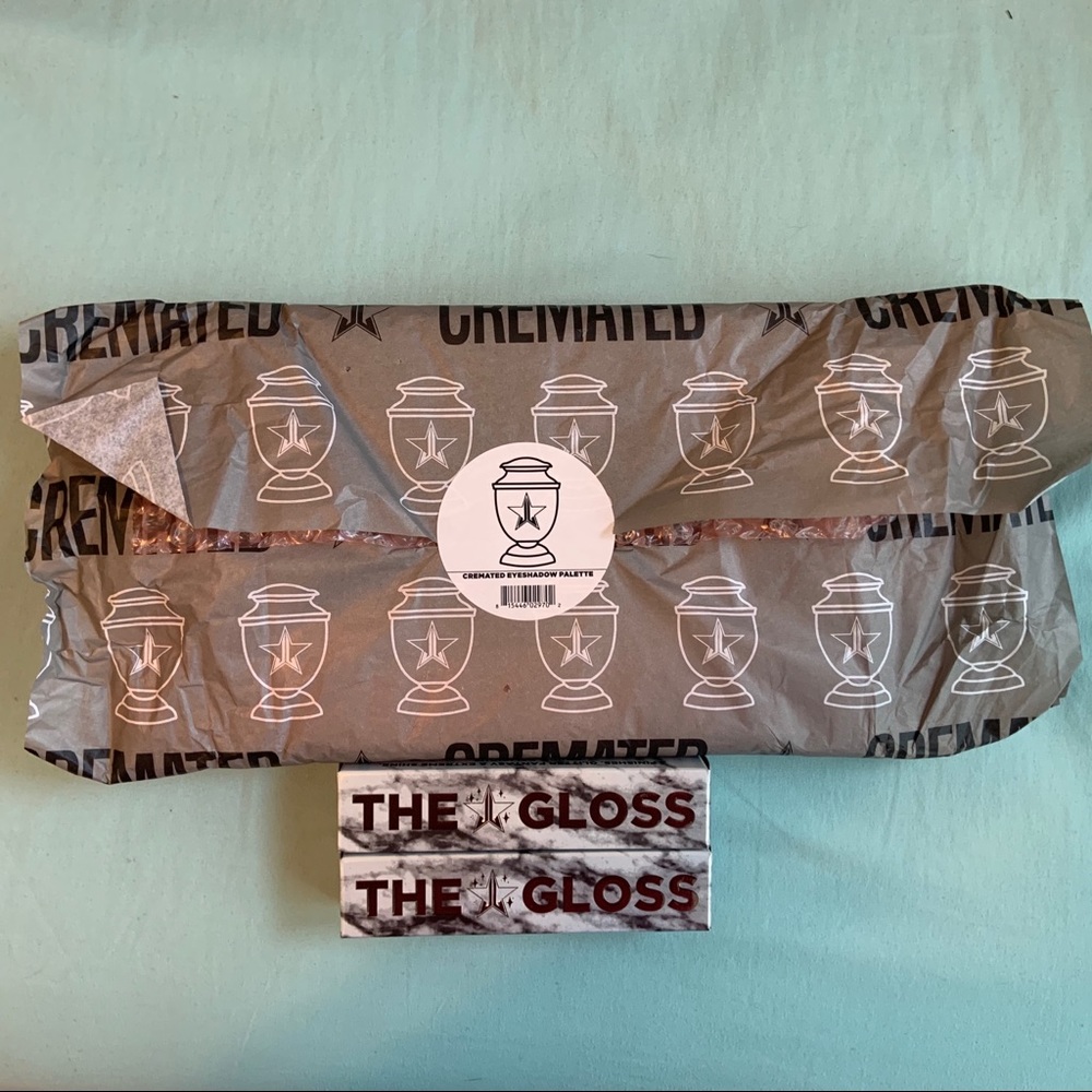 🔴SOLD🔴Jeffree Star Cremated Palette and Gloss 🖤